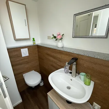 Zur Burgruine Casa vacanze *